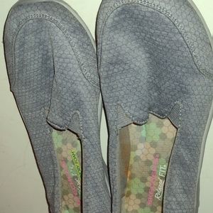 Skecher relaxed fit memory foam air cooled